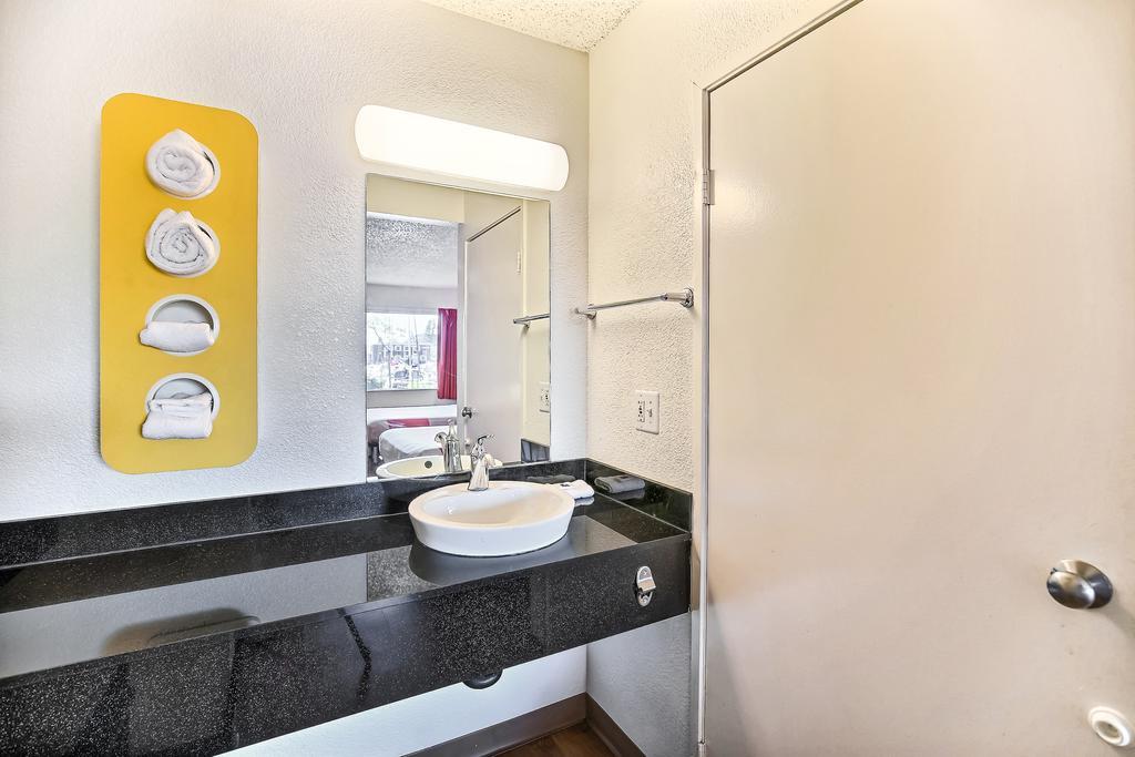 Motel 6-Oakland, Ca - Embarcadero Kültér fotó